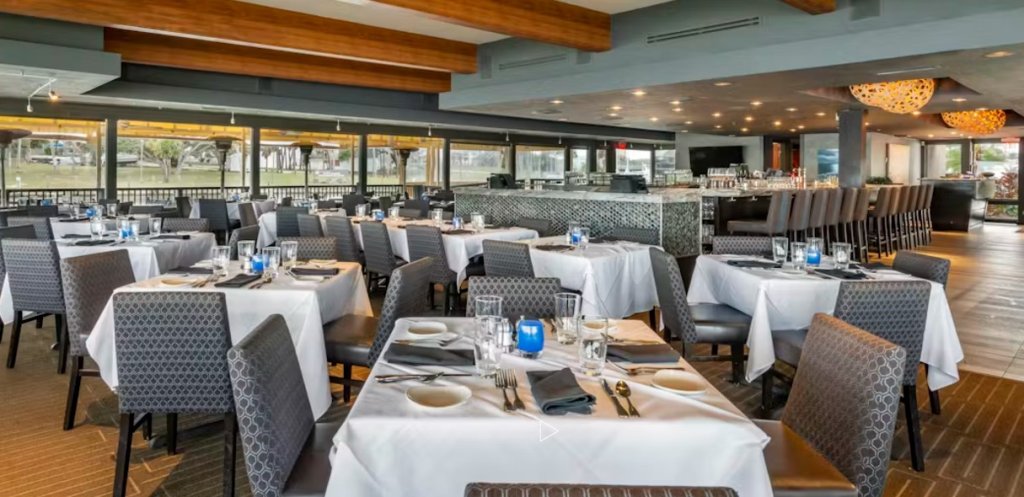 Romantic Restaurants in Brevard County - Chart House in Melbourne